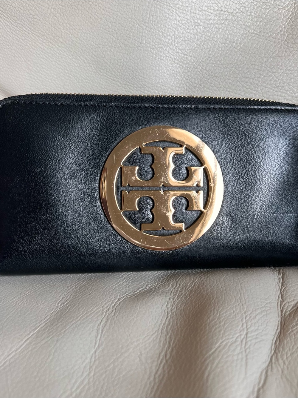 Tory Burch Black Leather Charlie Zip Continental Wallet Rare Gold Lux Logo